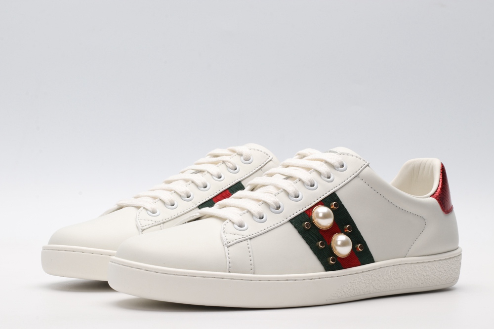 Women s Ace studded leather sneaker